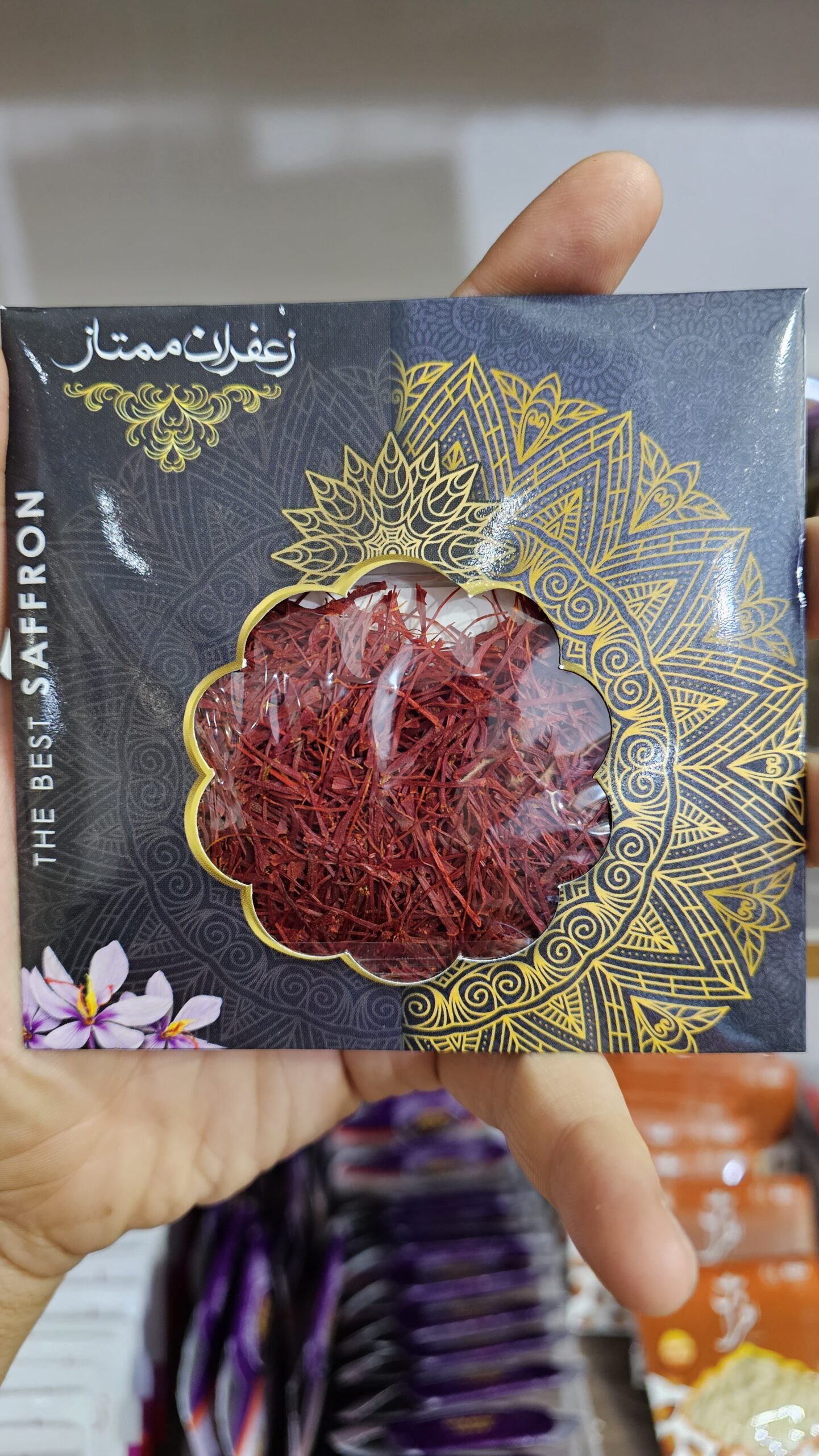 زعفران نگین ممتاز زعفران نگین ممتاز